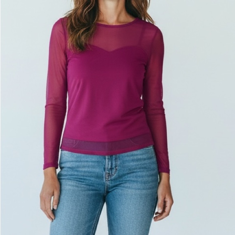 NWT Fuschia Sweetheart Bust Seamless Mesh Long Sleeve Shirt Top